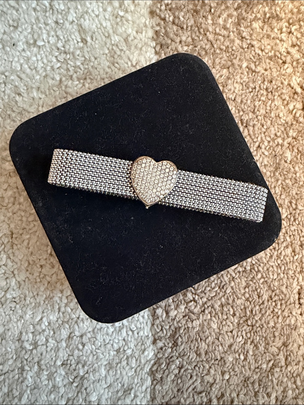 QVC stretchy silver mesh bracelet with pave heart charm, EUC!